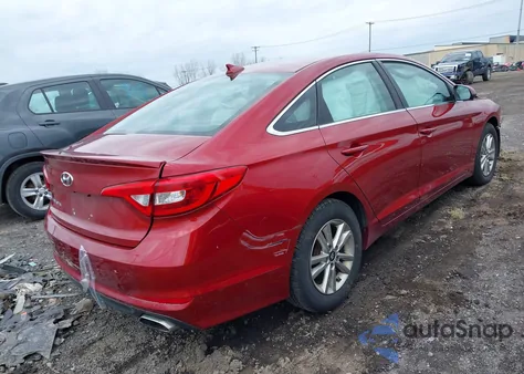 2015 Hyundai Sonata Se z USA, uszkodzony, nr VIN 5NPE24AF3FH227009